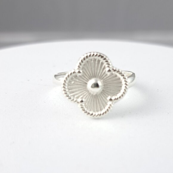 .950 Peruvian Silver Ring - Picture 2 of 4